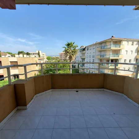 Port Rives Latines 30 M2 4 Pe Lägenhet