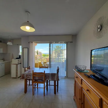 Port Rives Latines 30 M2 4 Pe * Frejus
